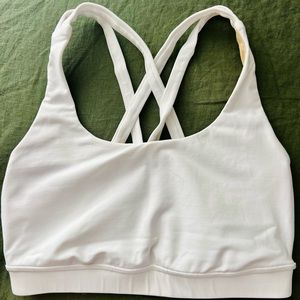 LULULEMON ENERGY BRA SIZE 4